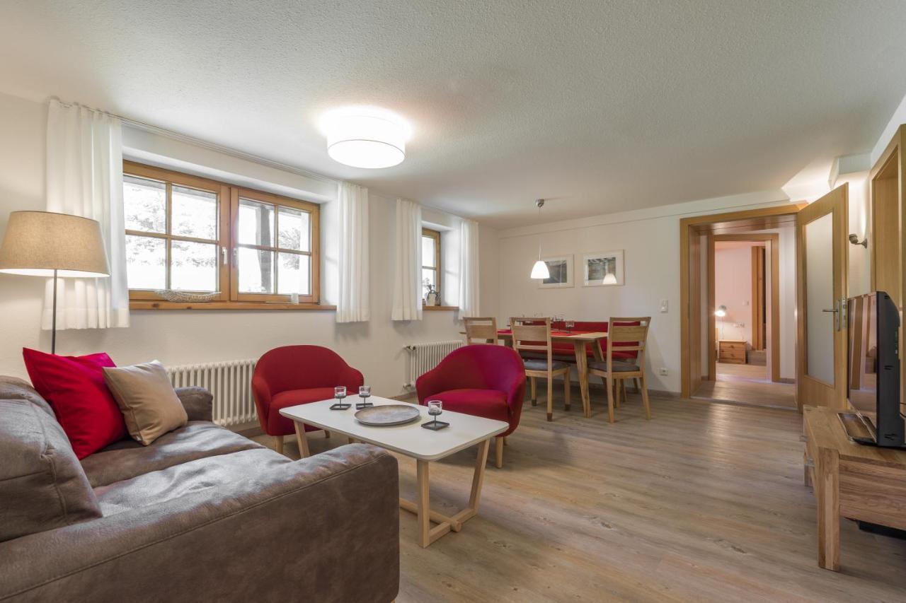 Ferienwohnungen Alpentraum - Landhaus Gutermann Oberstdorf Exterior foto